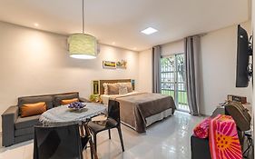 Apartamento 50m entre Ponta Verde e Jatiúca com Garagem